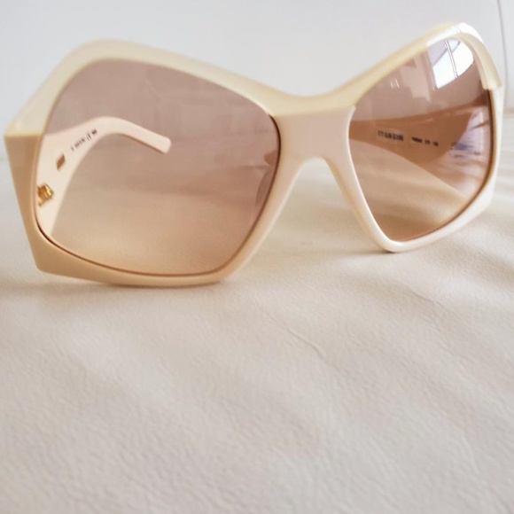 Fendi Iridia Retro Style Sunglasses - Two Tone